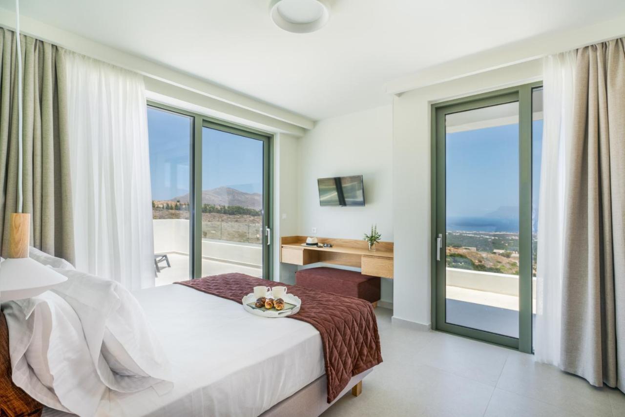 Agios Ioannis  Luxurious Villa Cretan Aura With Private Heated Pool, Jacuzzi And Playroom מראה חיצוני תמונה