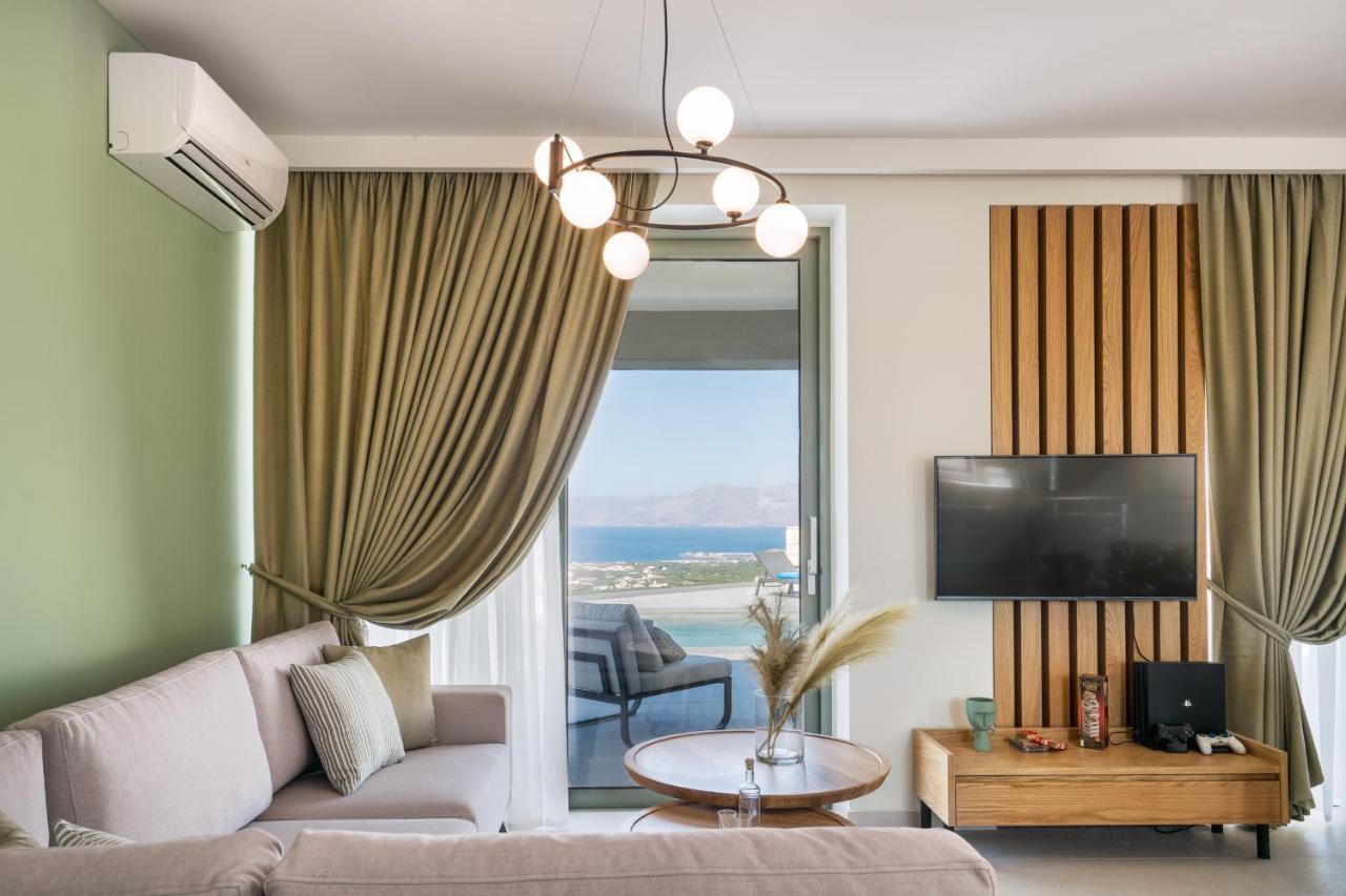 Agios Ioannis  Luxurious Villa Cretan Aura With Private Heated Pool, Jacuzzi And Playroom מראה חיצוני תמונה