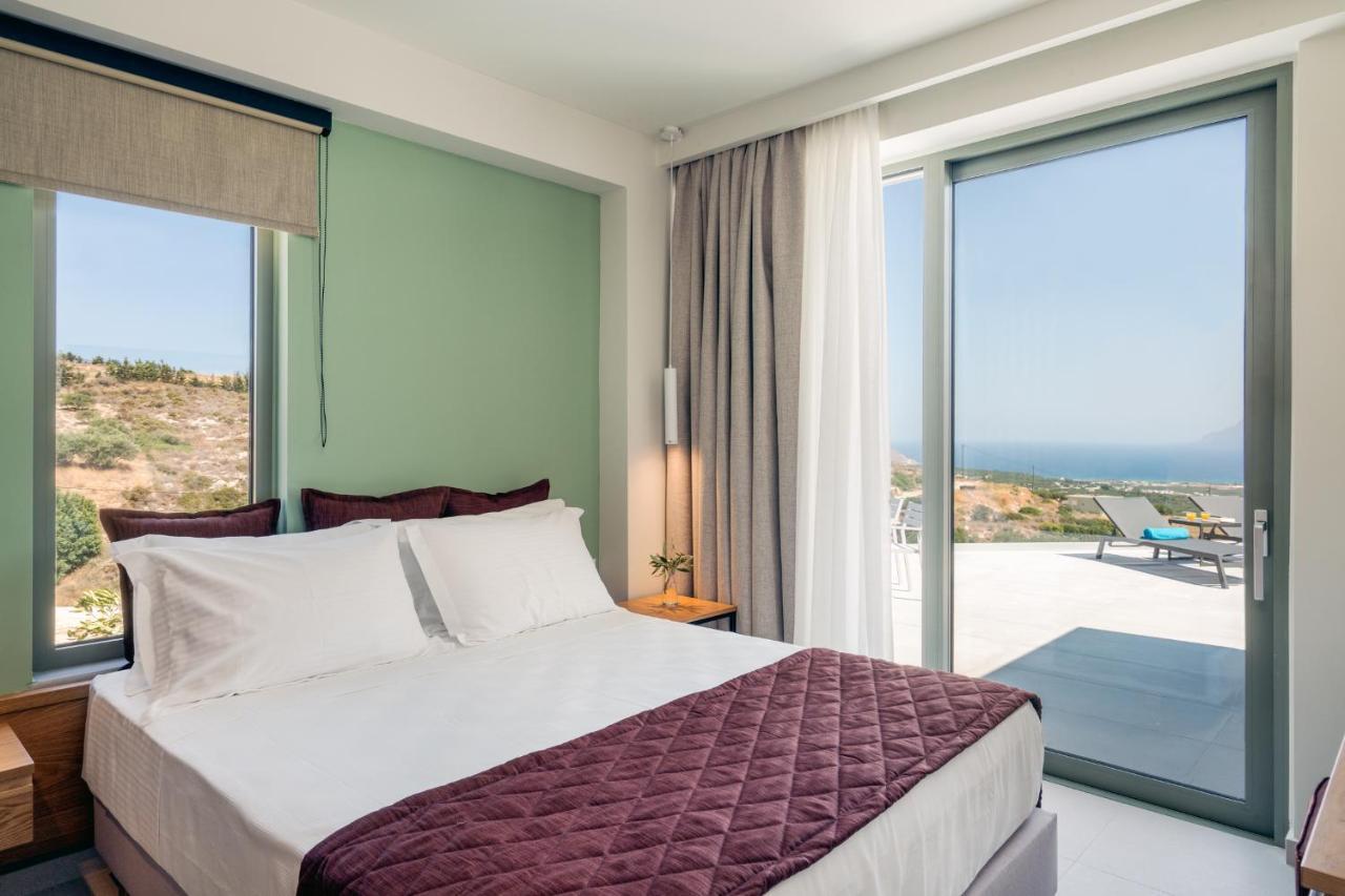 Agios Ioannis  Luxurious Villa Cretan Aura With Private Heated Pool, Jacuzzi And Playroom מראה חיצוני תמונה